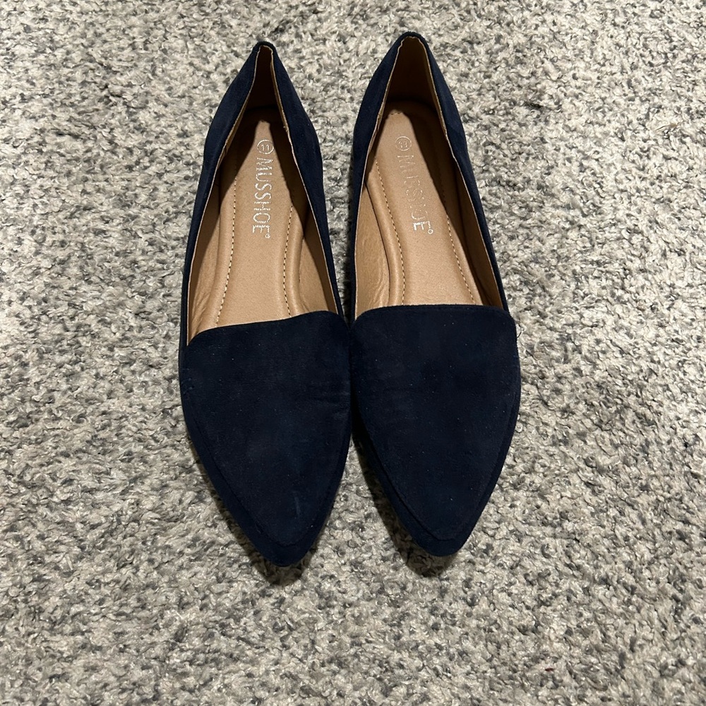 Elegant Navy Blue Women's Flats